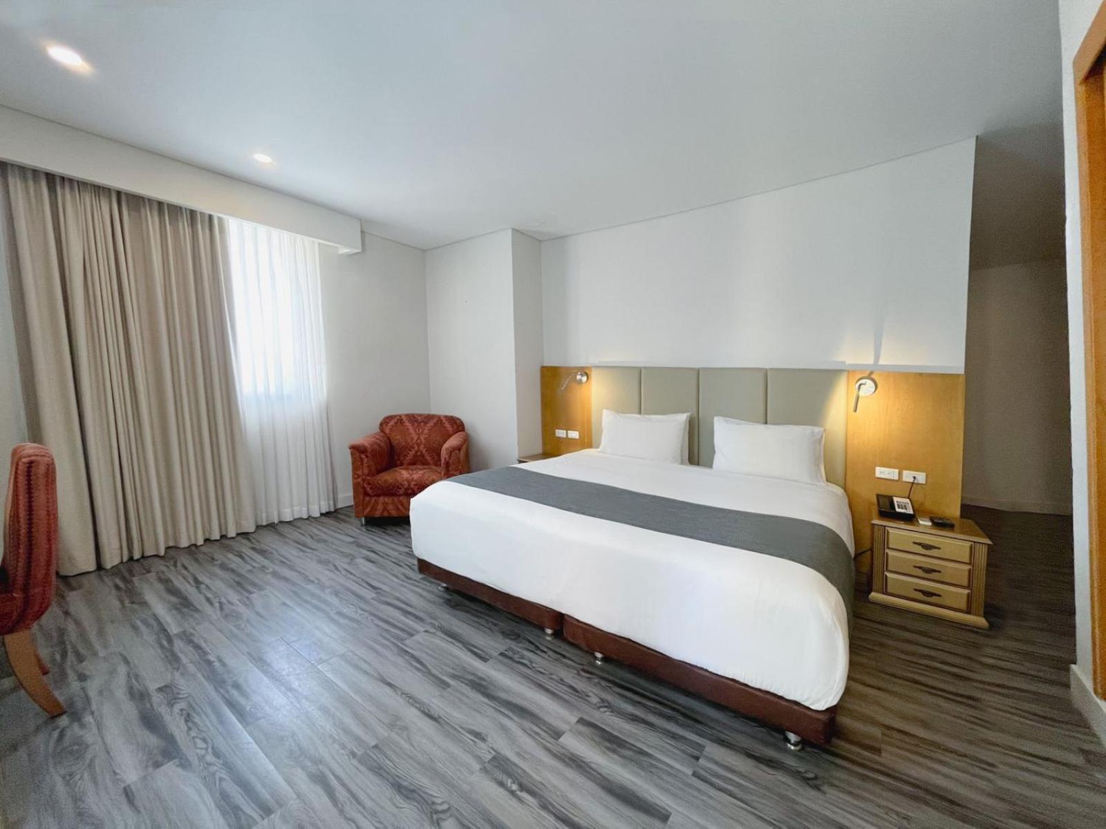 Hotel American Golf Μπαρρανκίγια Εξωτερικό φωτογραφία