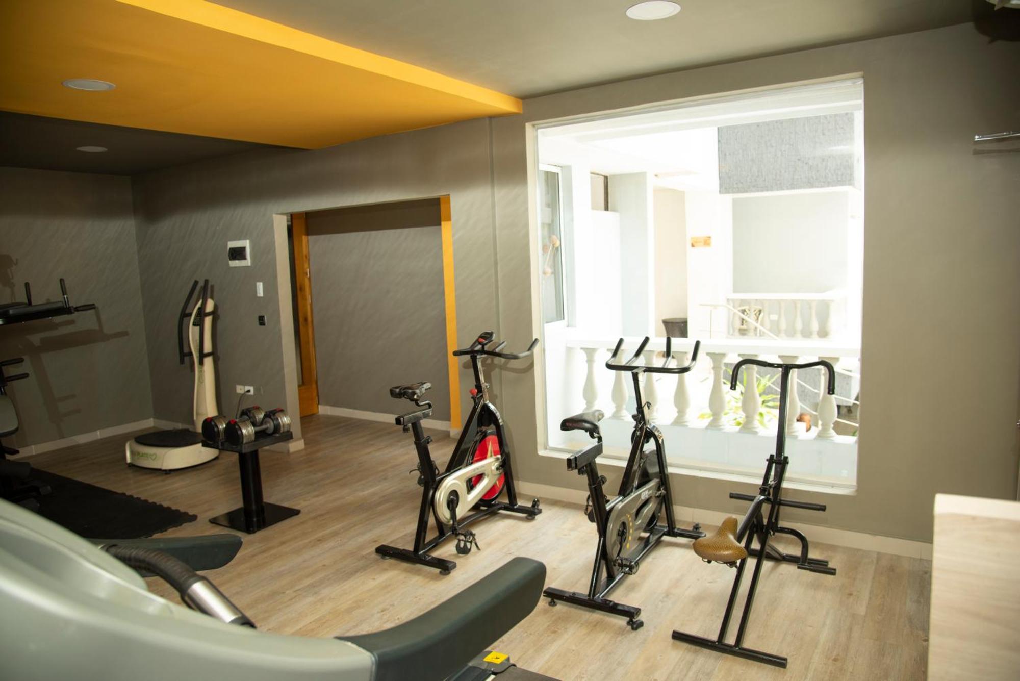Hotel American Golf Μπαρρανκίγια Εξωτερικό φωτογραφία